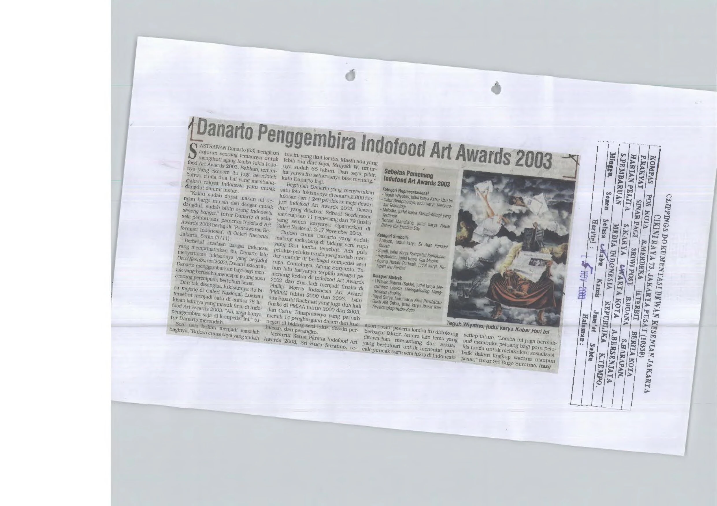 Danarto Penggembira Indofood Art Awards 2003 (Danarto Brings Joy to the Indofood Art Awards 2003)